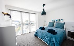 Flat 3 Flint House Tenby - Luxury Couples Apartment